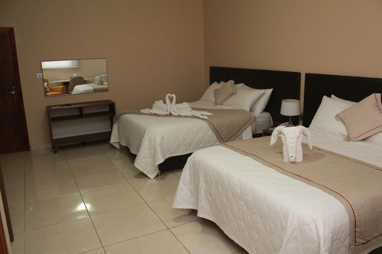 Murex Plaza Hotel & Suites Monrovia Exterior foto